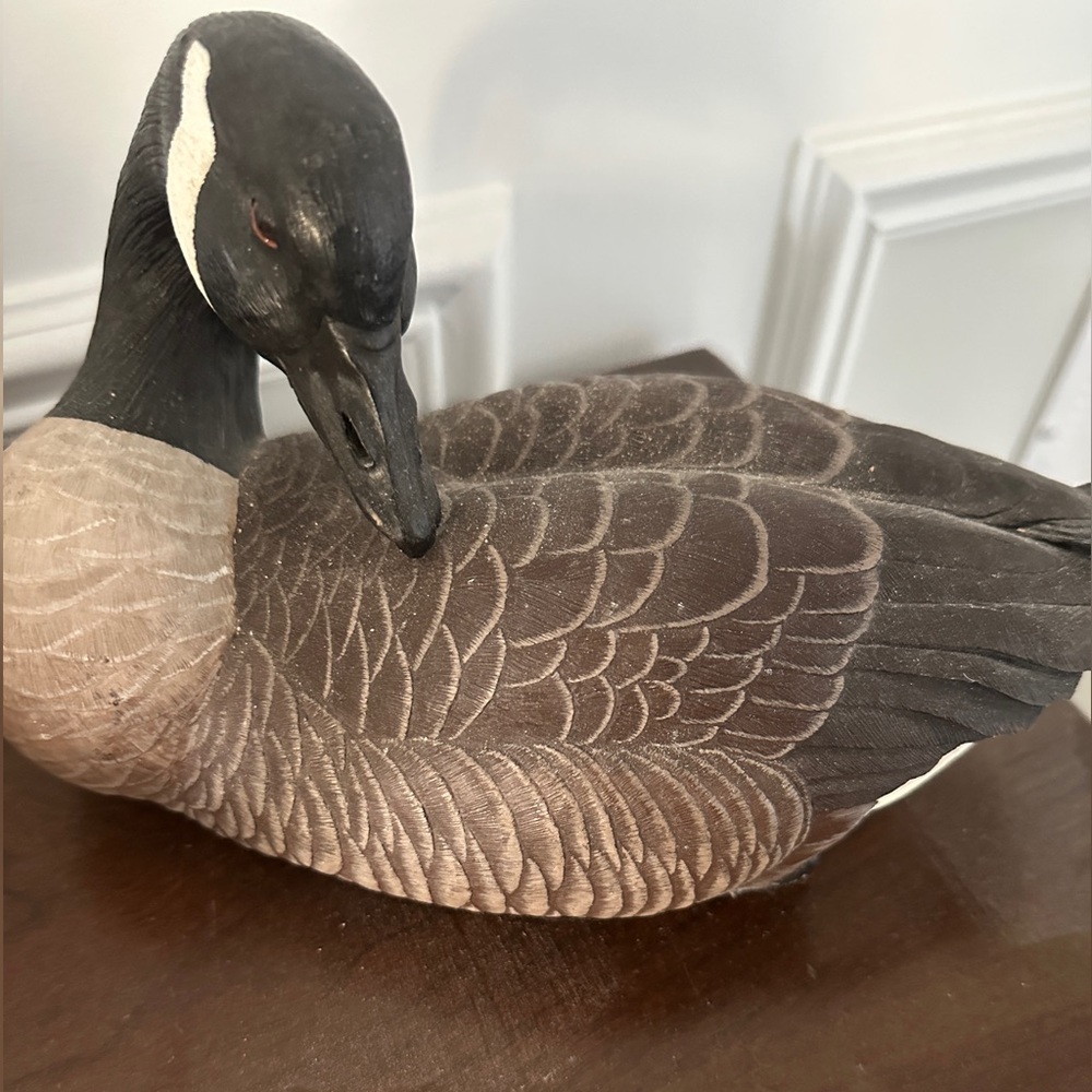 Western Realistic Goose Figurine made in Canada 🇨🇦 🇨🇦🇨🇦